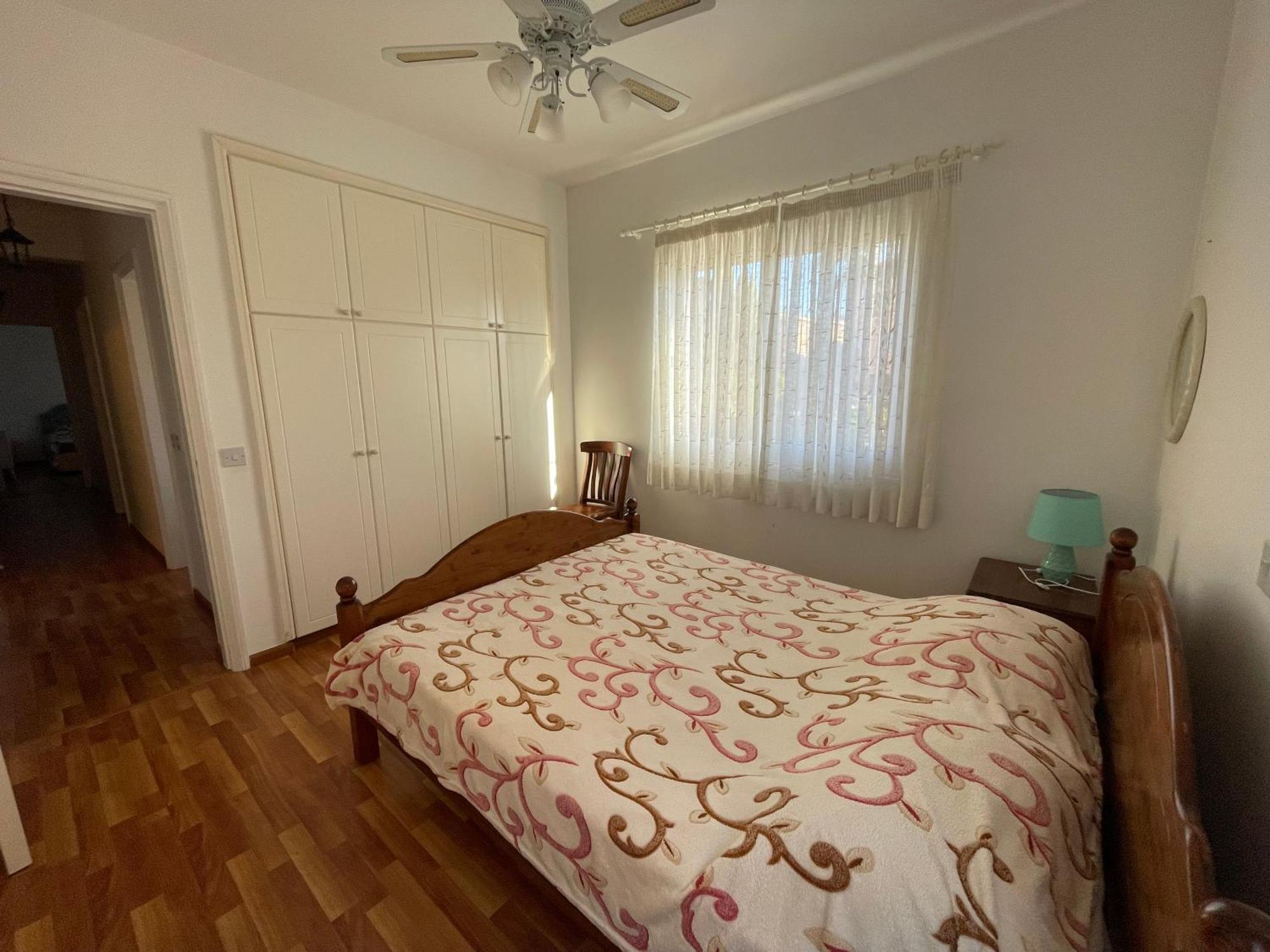 Limnaria Gardens Two Bedroom Apartment With Balcony Paphos Eksteriør billede
