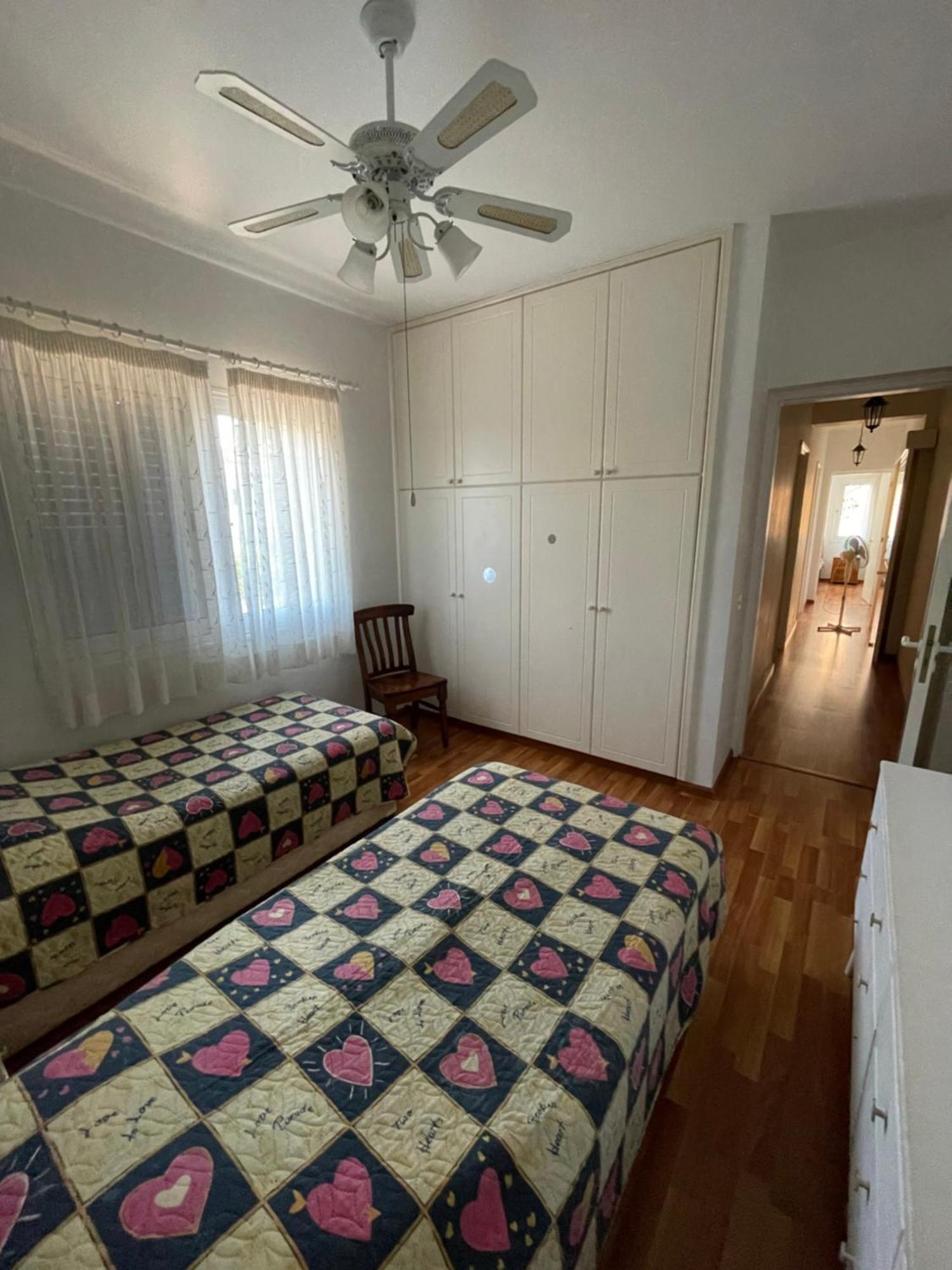 Limnaria Gardens Two Bedroom Apartment With Balcony Paphos Eksteriør billede